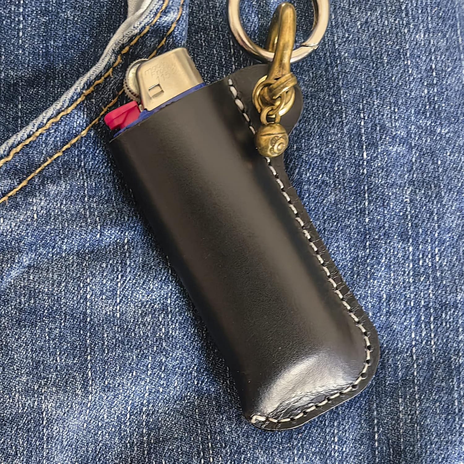 Leather Lighter Case Holder for BIC Standard Size Lighters Sleeve Cover Genuine Leather Case Pouch with Metal Horseshoe Shackles for Keychain Pendant (Black, Standard)